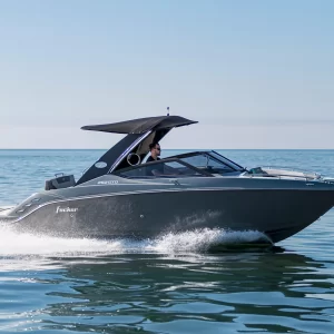 Lancha Focker 262 GTO navegando